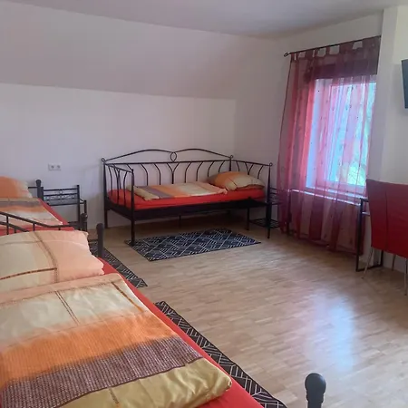 Ferien- Und Monteurwohnungen Wendischbrome * Jubar